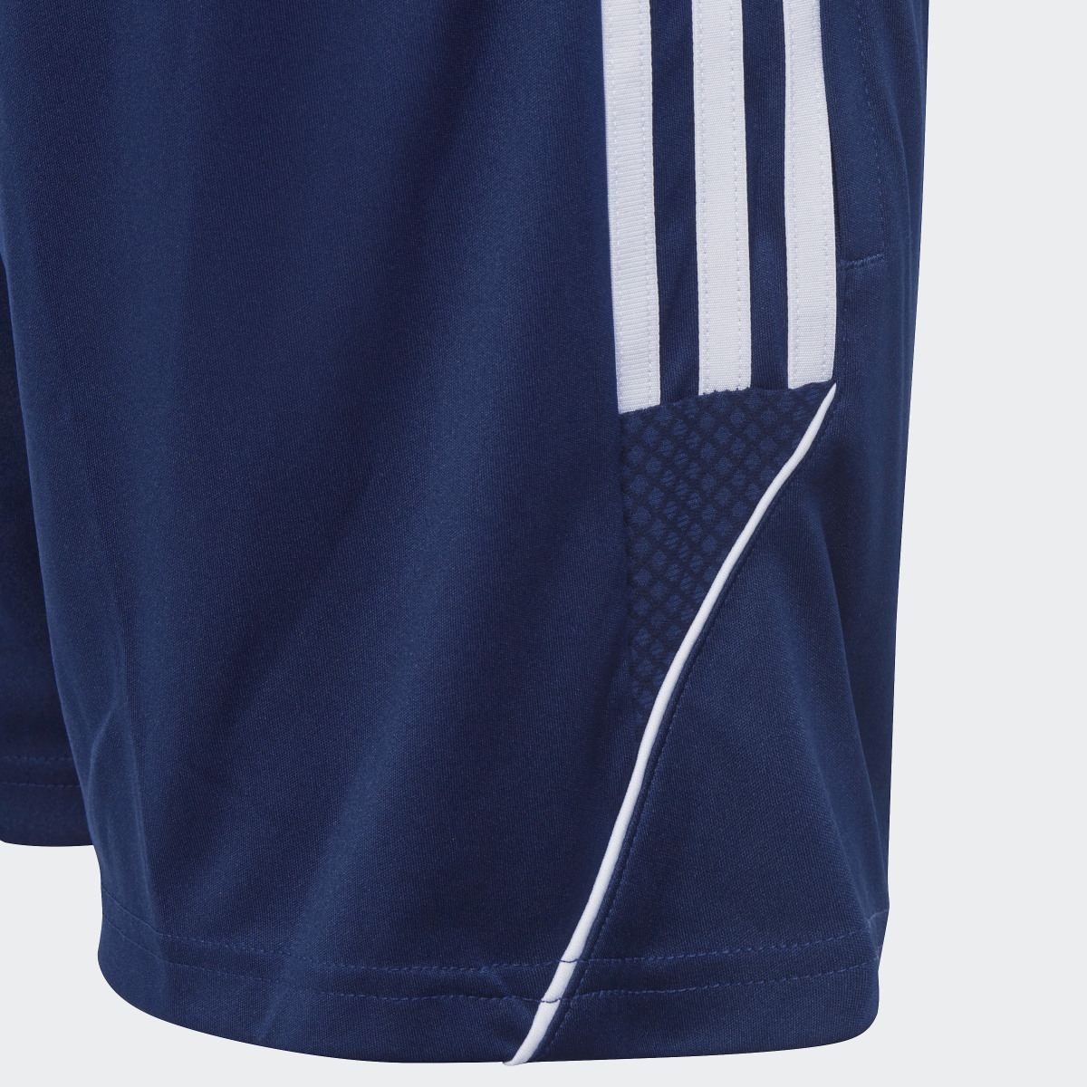 Adidas Short d'entraînement Tiro 23 League. 7