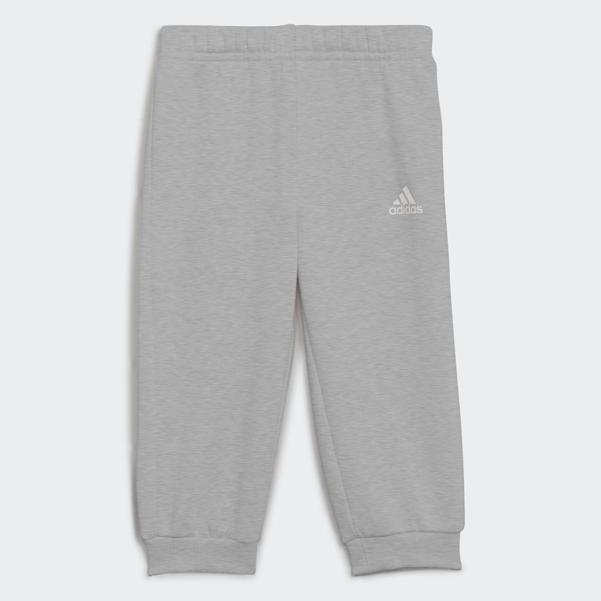 Adidas Essentials Sweatshirt und Hose Set. 6