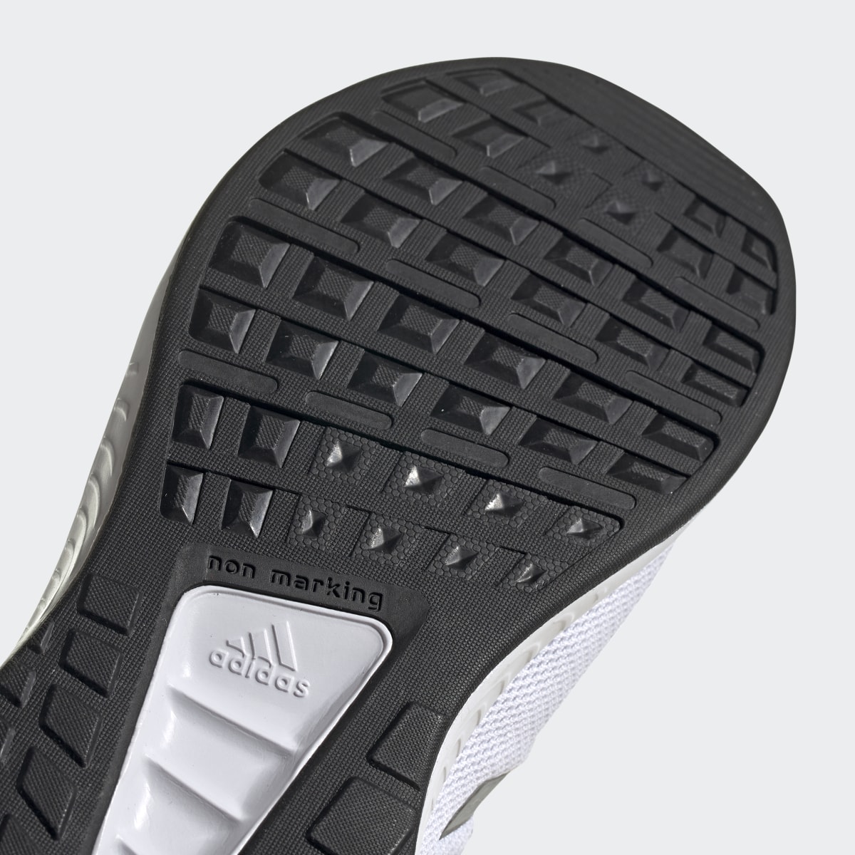 Adidas Zapatilla Run Falcon 2.0. 9