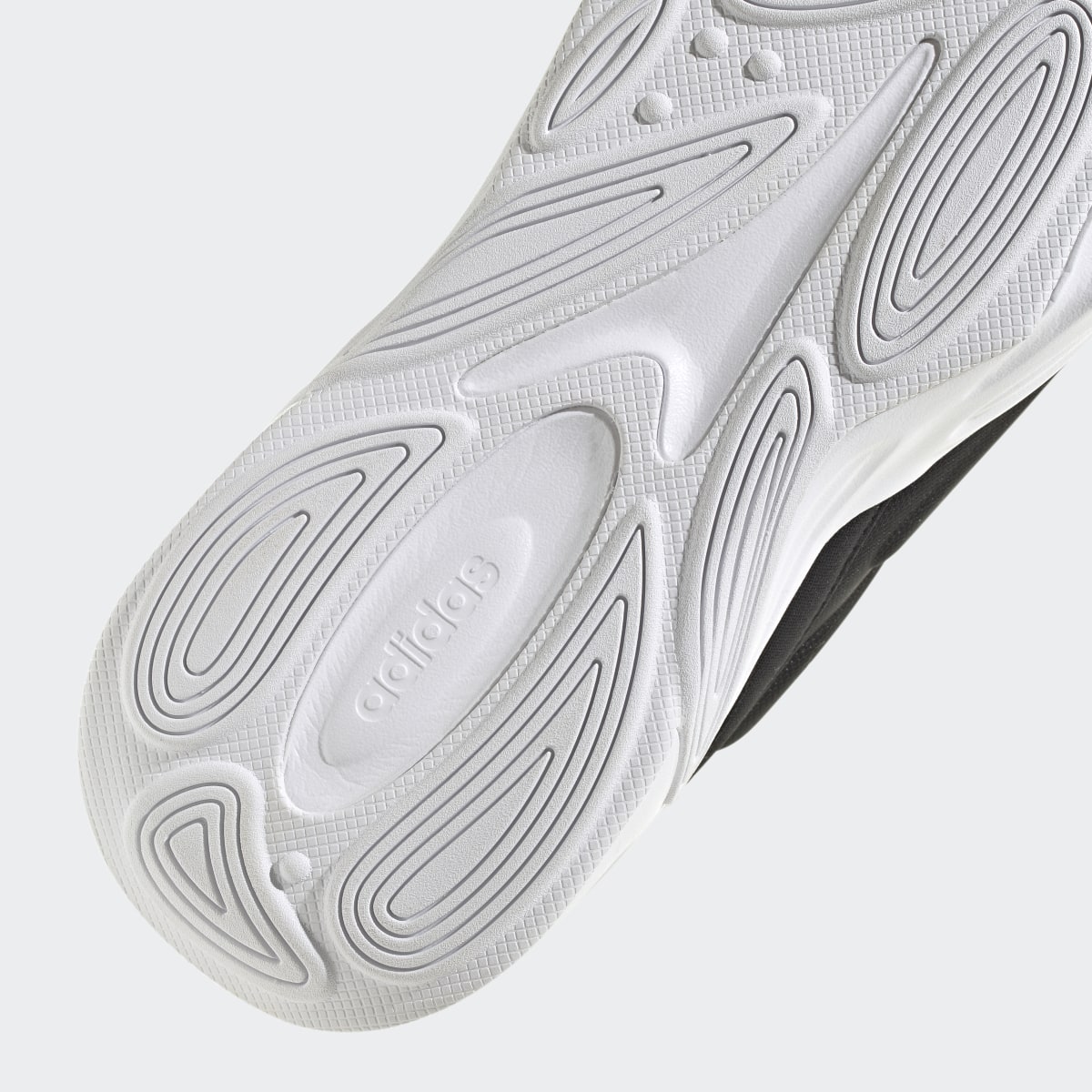 Adidas Ozelle Cloudfoam Schuh. 8