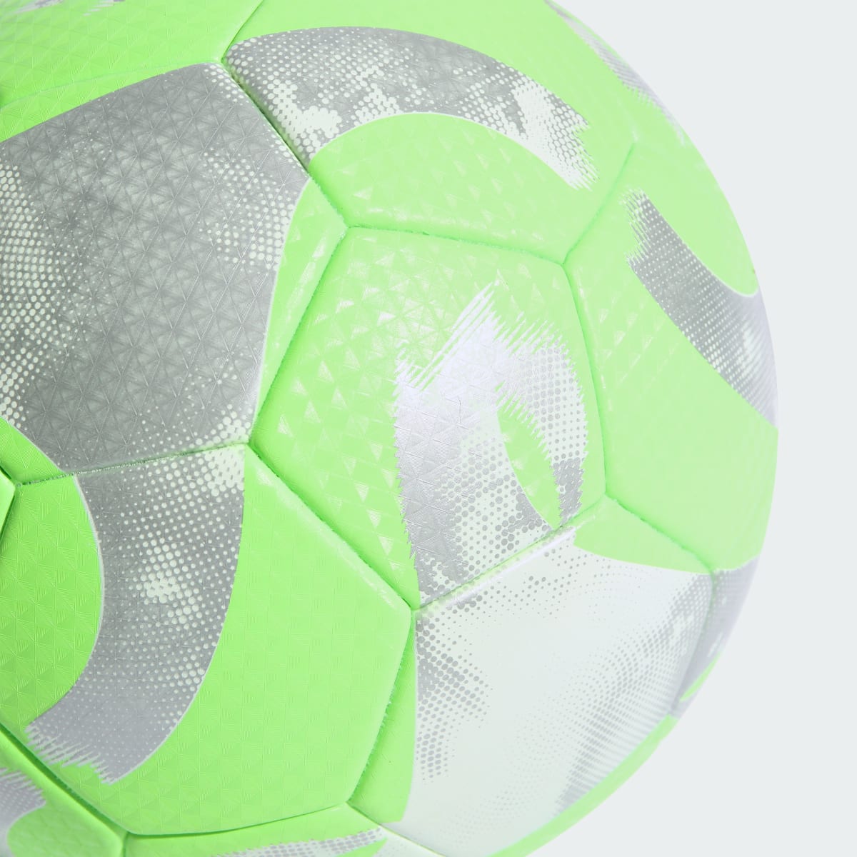 Adidas Tiro League Thermally Bonded Football. 4