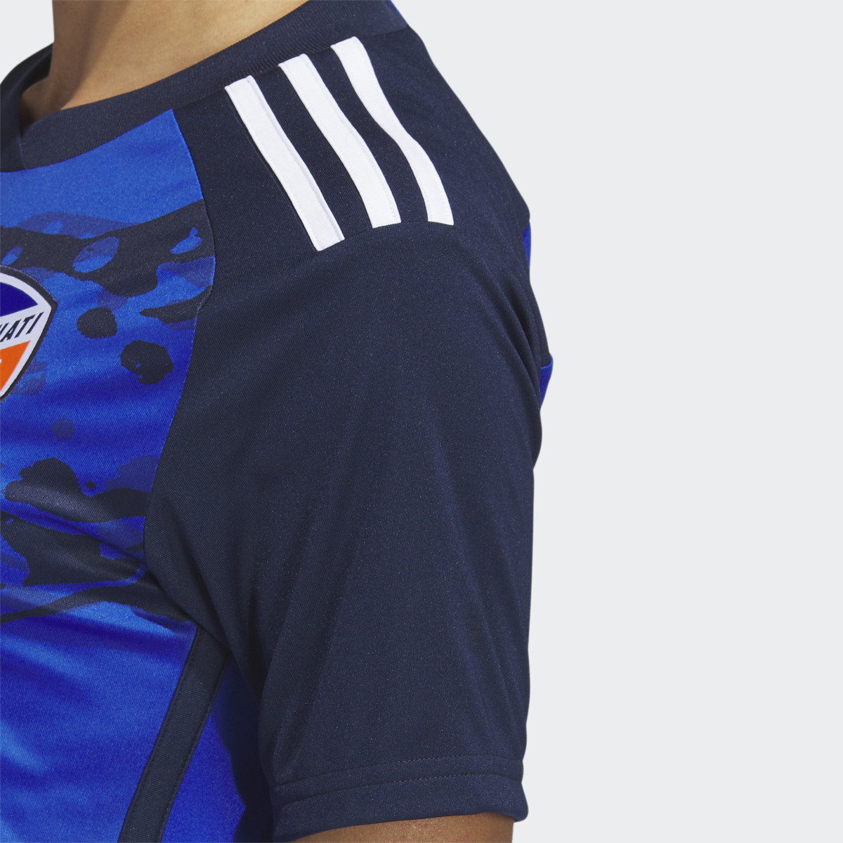 Adidas FC Cincinnati 23/24 Home Jersey. 8