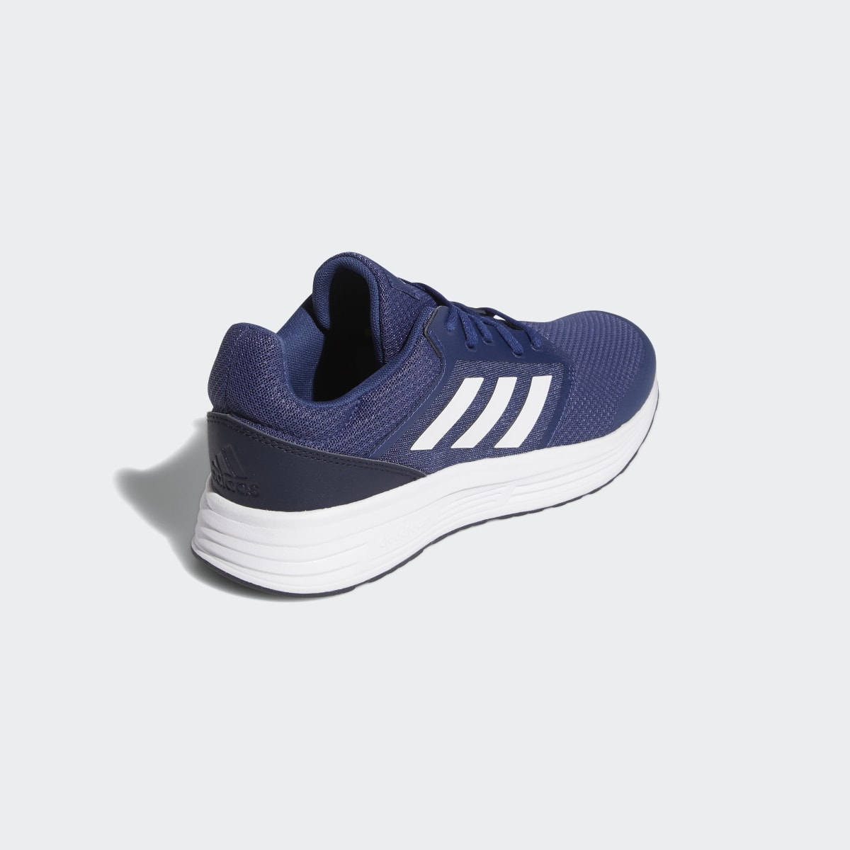 Adidas Chaussure Galaxy 5. 6