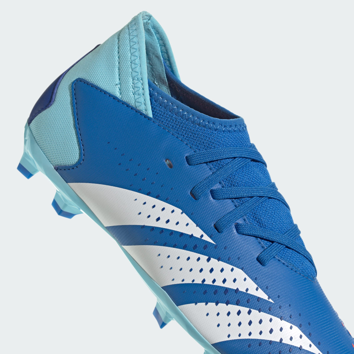 Adidas Botas de Futebol Predator Accuracy.3 – Piso firme. 9