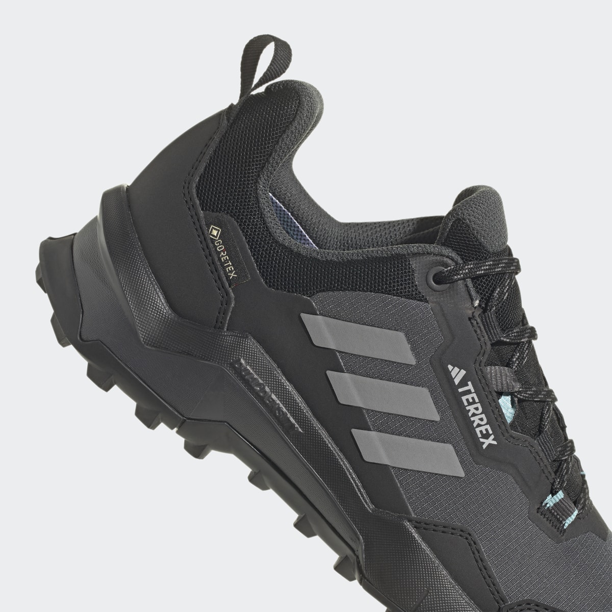 Adidas Terrex AX4 GORE-TEX Yürüyüş Ayakkabısı. 12