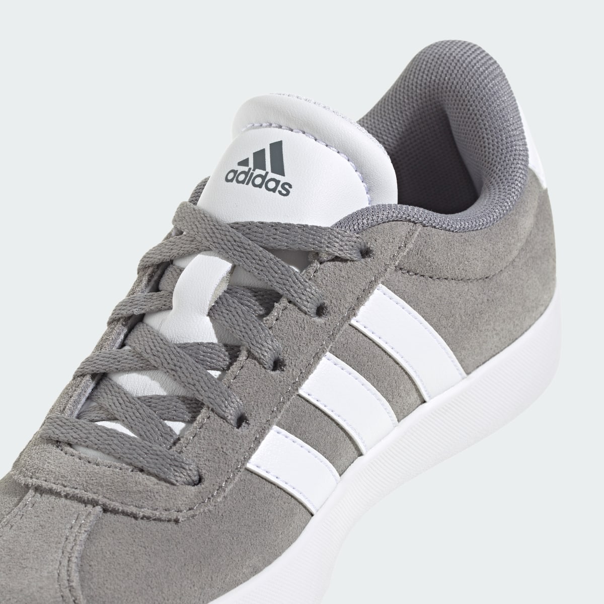 Adidas VL Court 3.0 Shoes Kids. 9