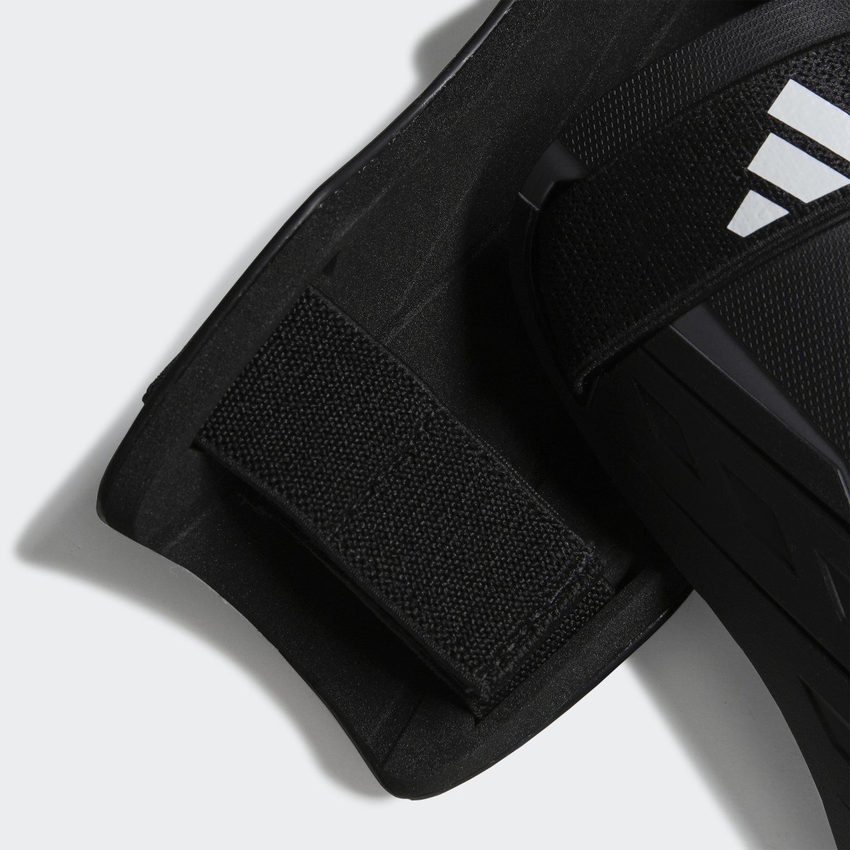 Adidas Tiro Training Shin Guard. 4