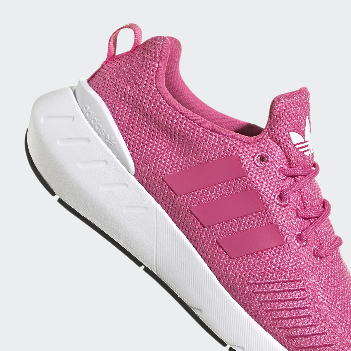 Adidas Tenis Swift Run 22. 9