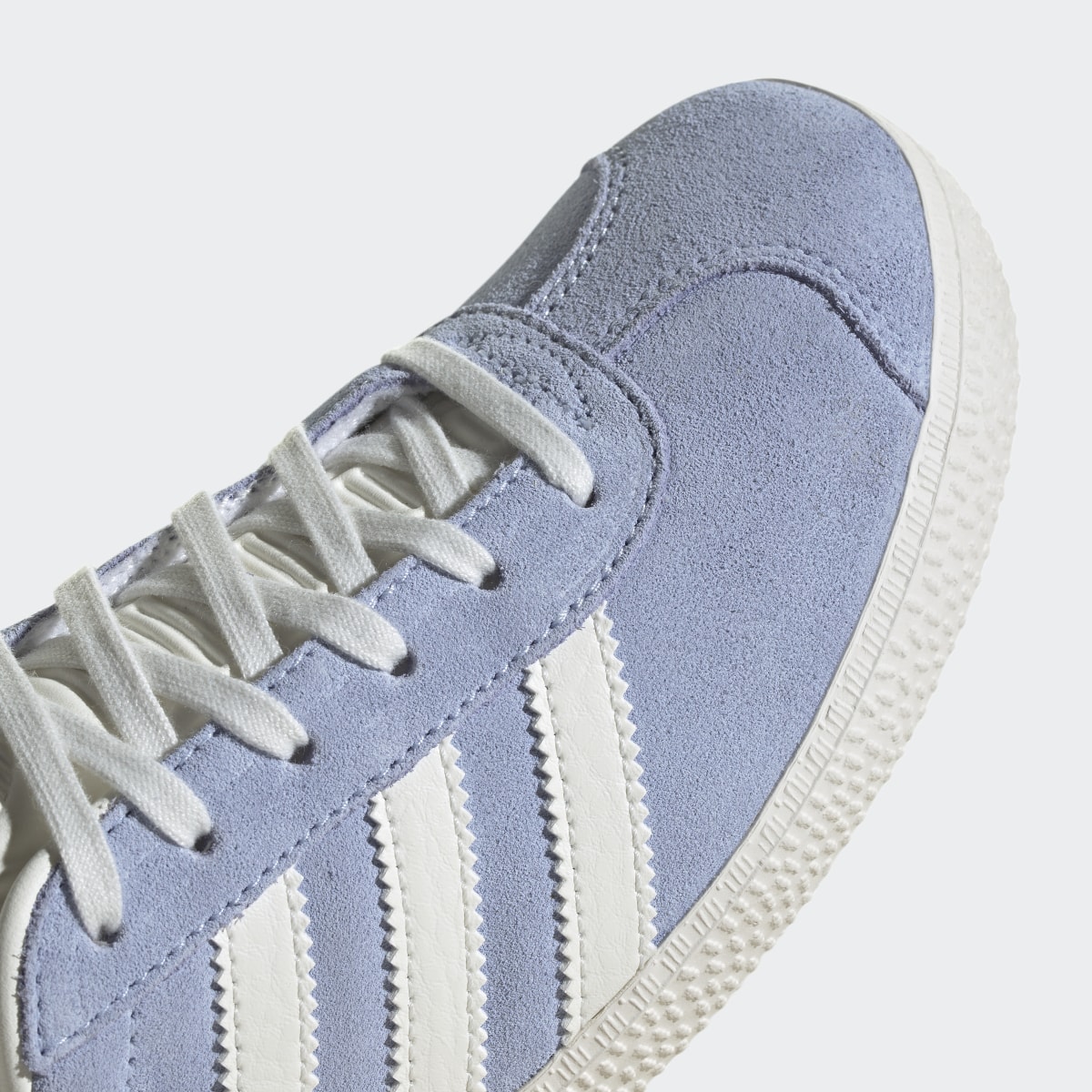 Adidas Chaussure Gazelle. 10