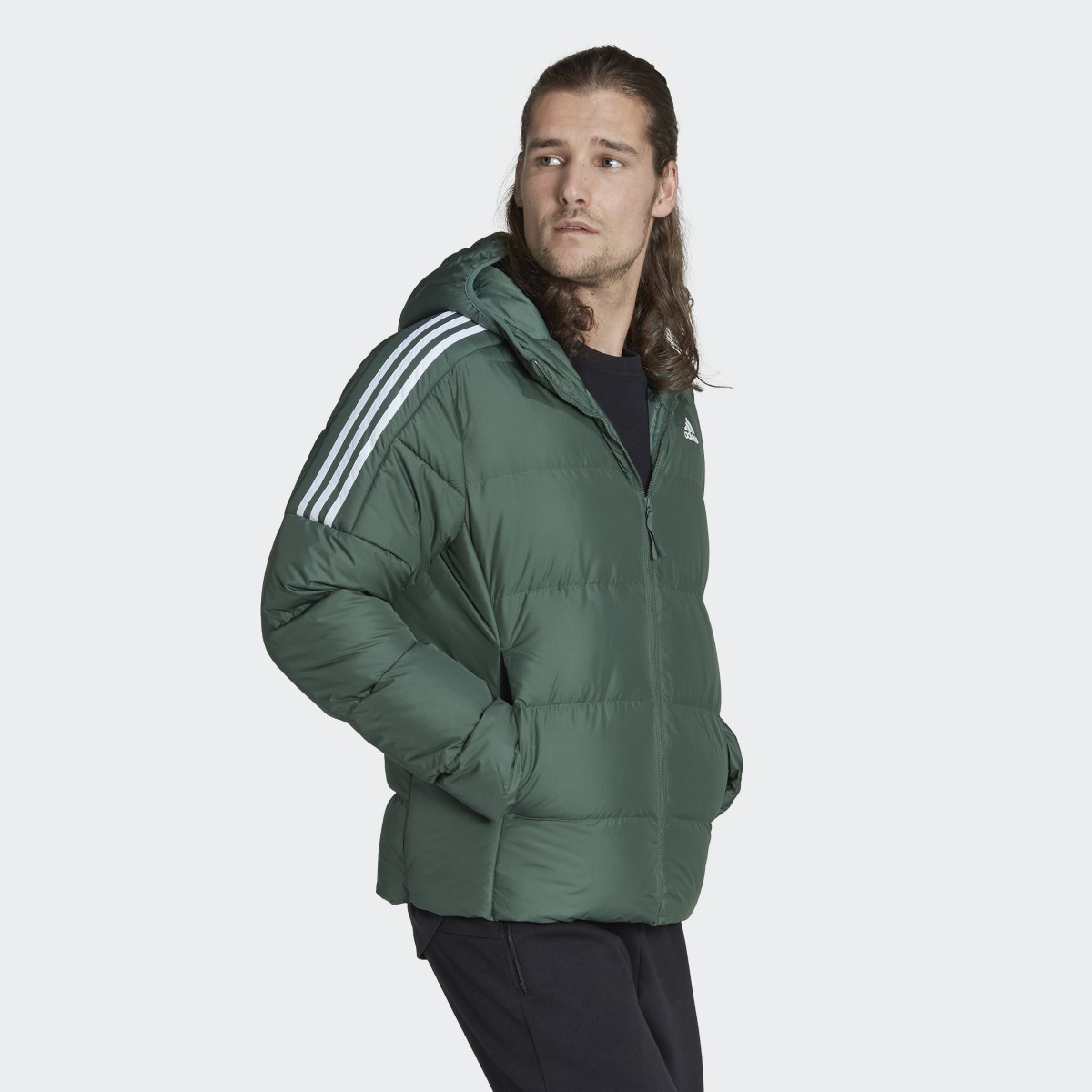 Adidas Chaqueta de plumón con capucha Essentials Midweight. 4