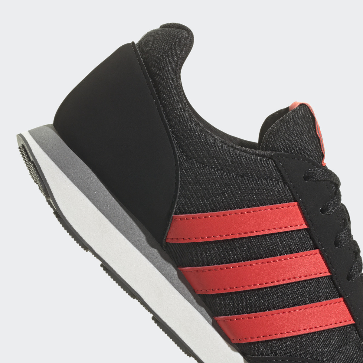 Adidas Tenis Run 60s 3.0 Lifestyle Running. 9