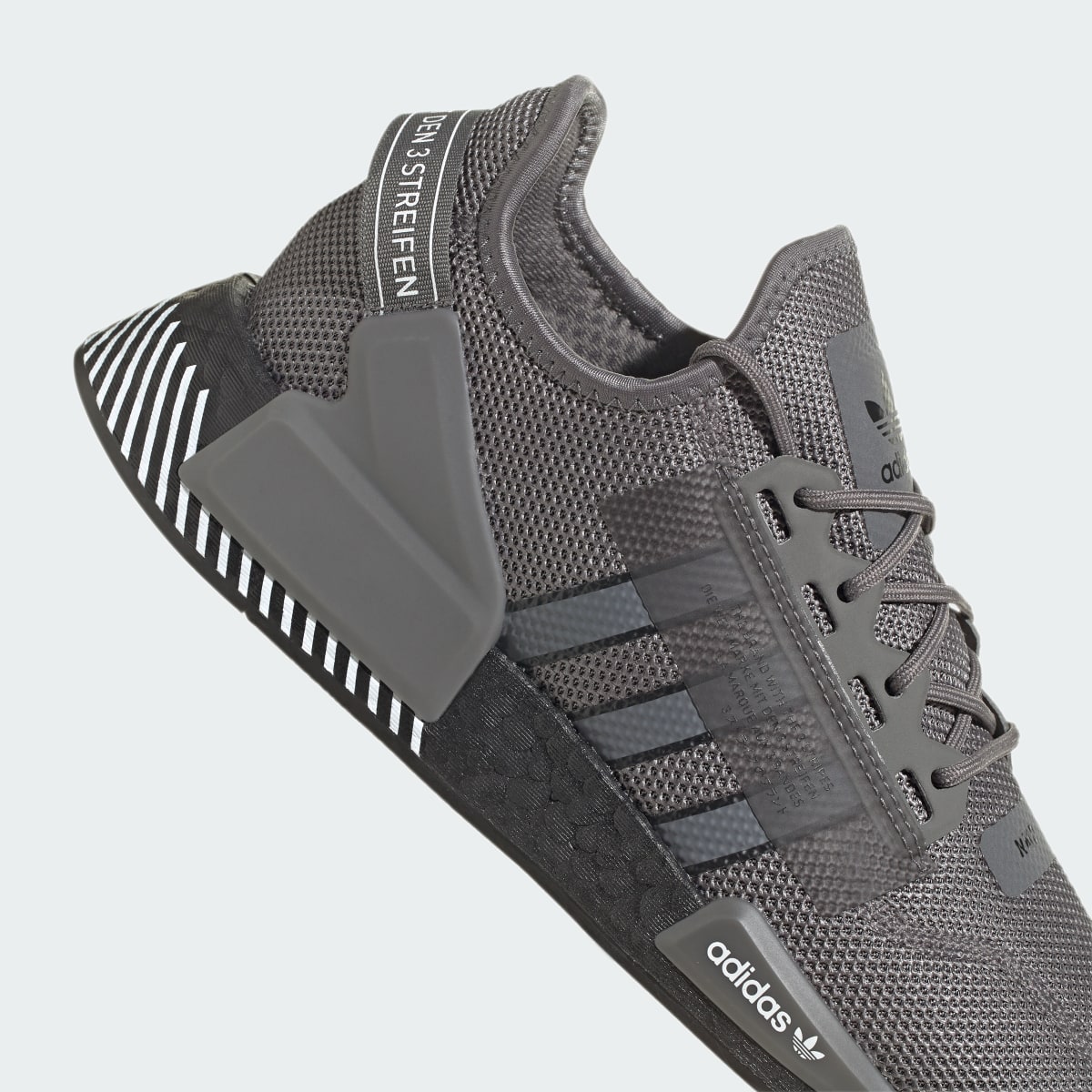 Adidas NMD_R1.V2. 8