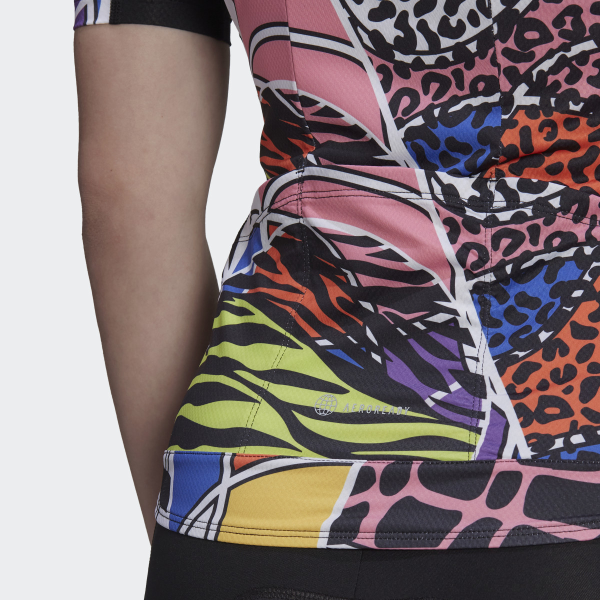 Adidas Playera de ciclismo Rich Mnisi Collaboration. 8