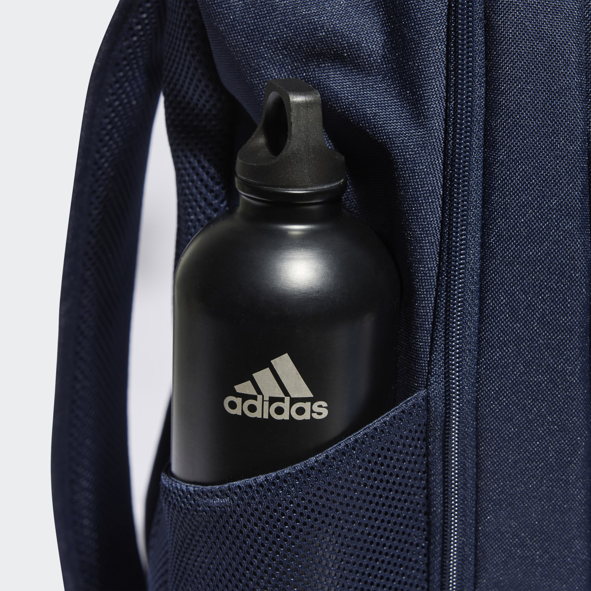 Adidas Mochila do Real Madrid. 7