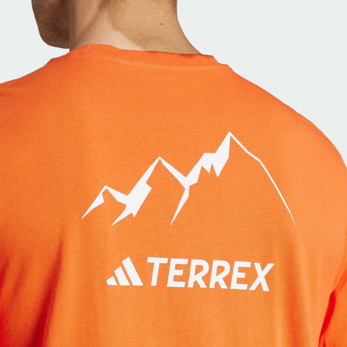 Adidas Playera Estampada Terrex MTN 2.0. 7