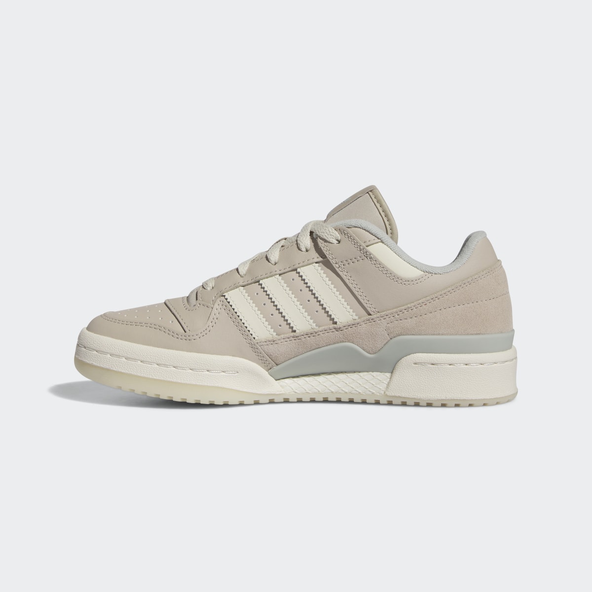 Adidas Chaussure Forum Low. 10