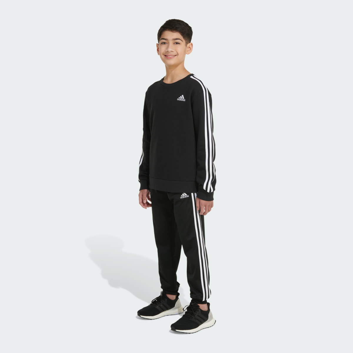 Adidas Essentials 3-Stripes Crewneck Sweatshirt. 6