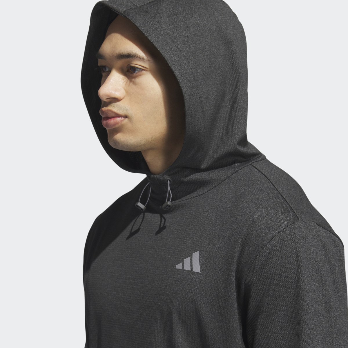 Adidas Sweat-shirt à capuche léger. 6