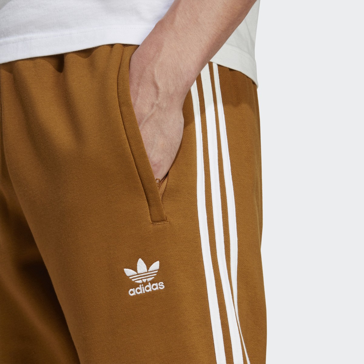 Adidas PANTS- FLEECE. 5