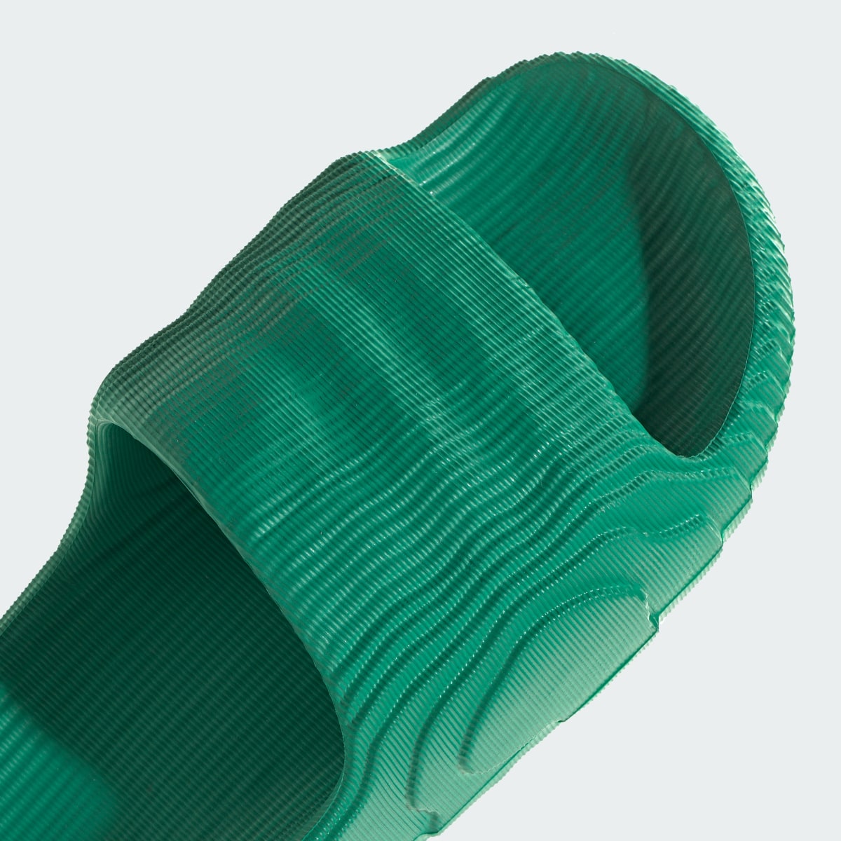 Adidas Chancla Adilette 22. 9