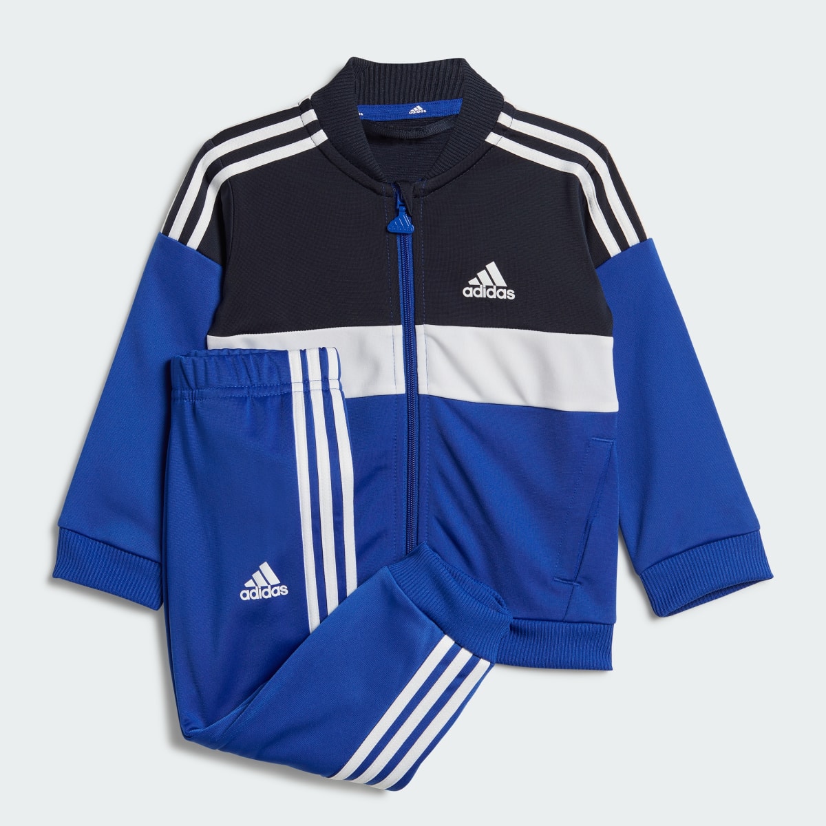 Adidas survette 2025