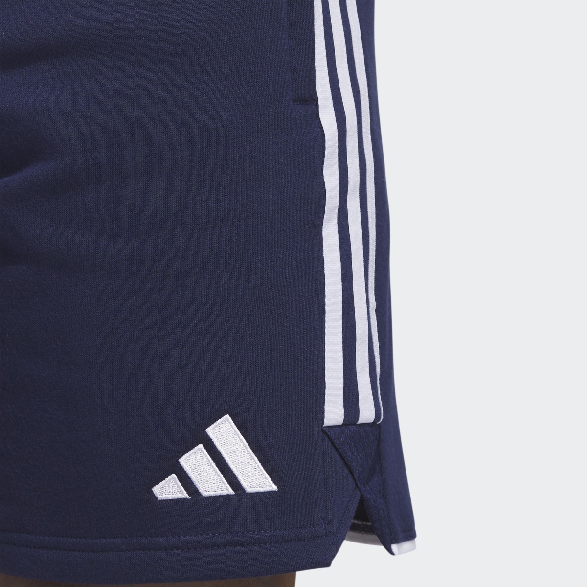 Adidas Short de survêtement Tiro 23 League. 5