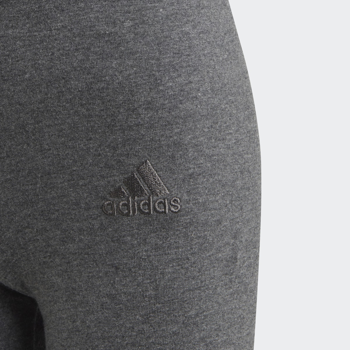 Adidas Fato de Treino com Capuz em Fleece. 9