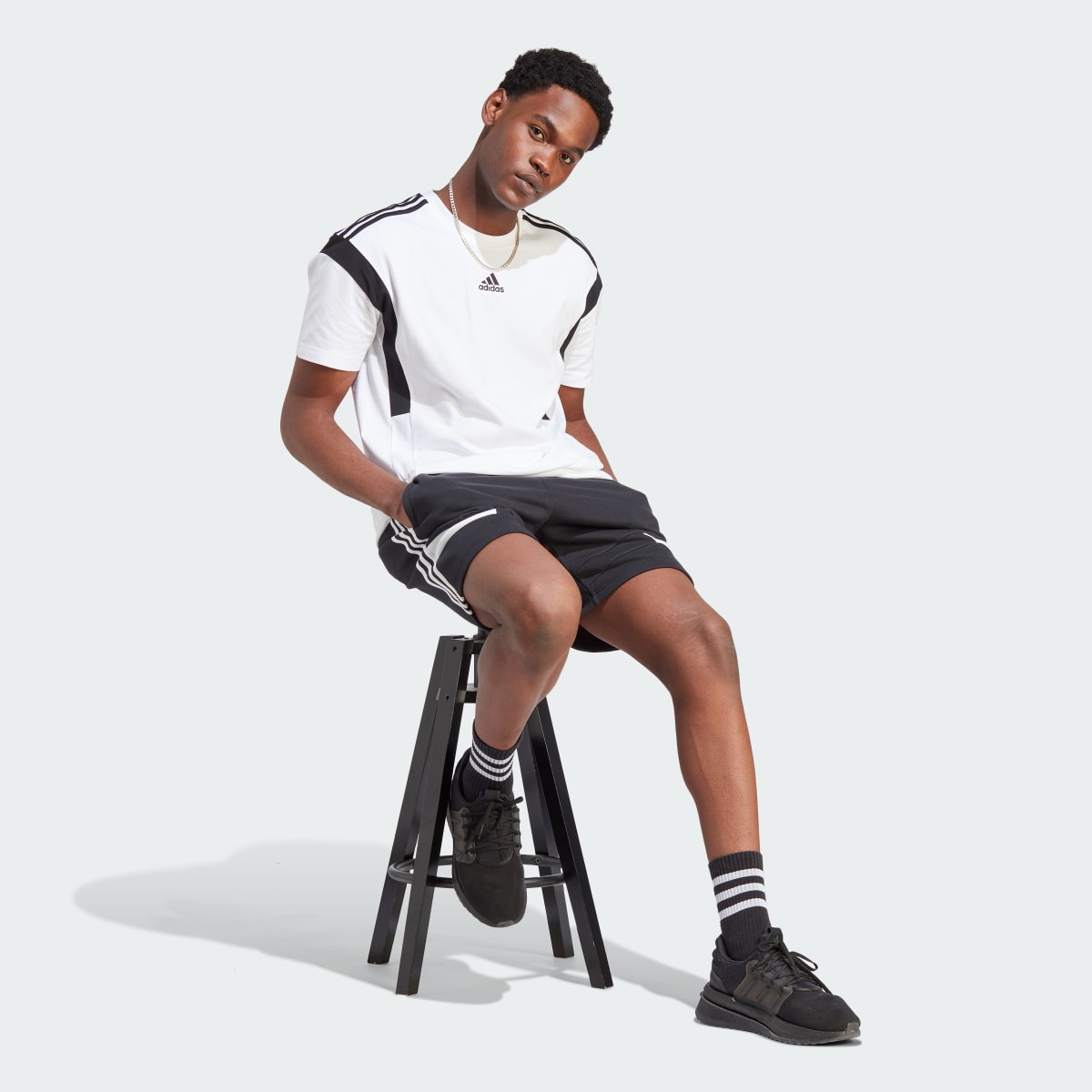 Adidas Koszulka Colourblock. 4