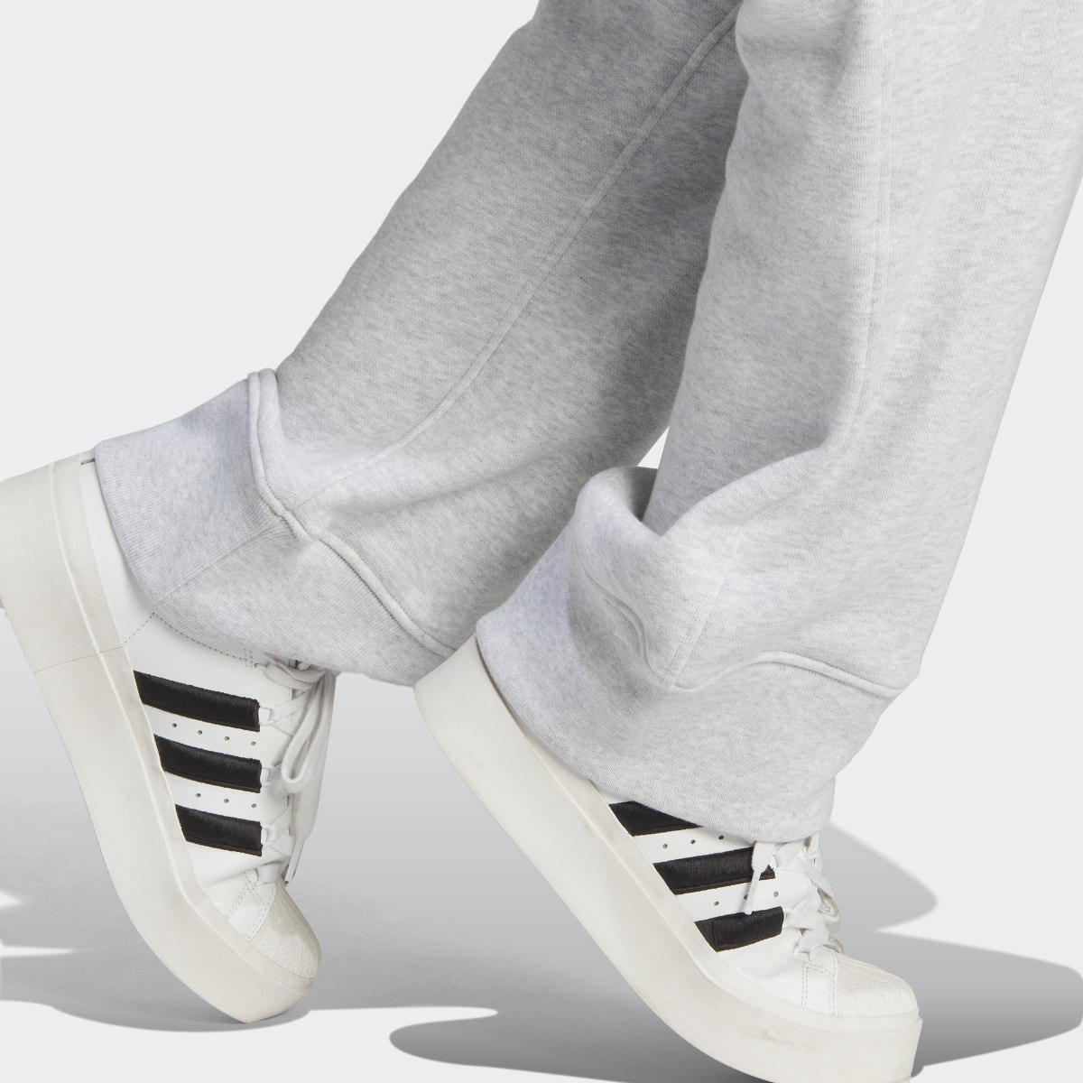 Adidas Pantalón Premium Essentials Made To Be Remade Relaxed. 6