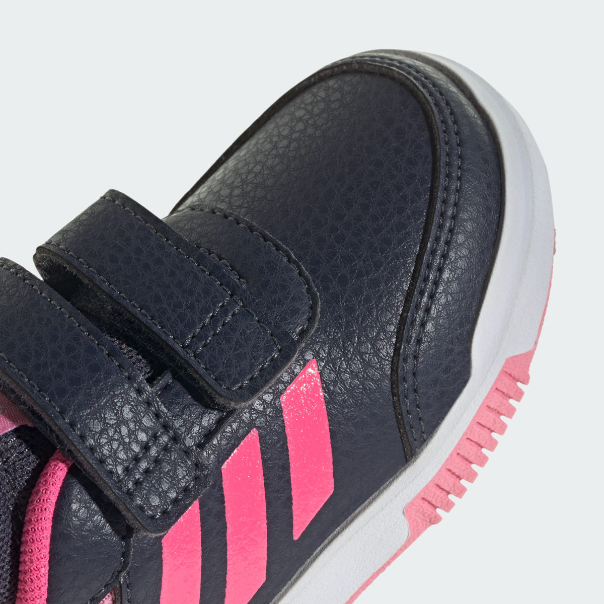 Adidas Zapatilla Tensaur Hook and Loop. 9