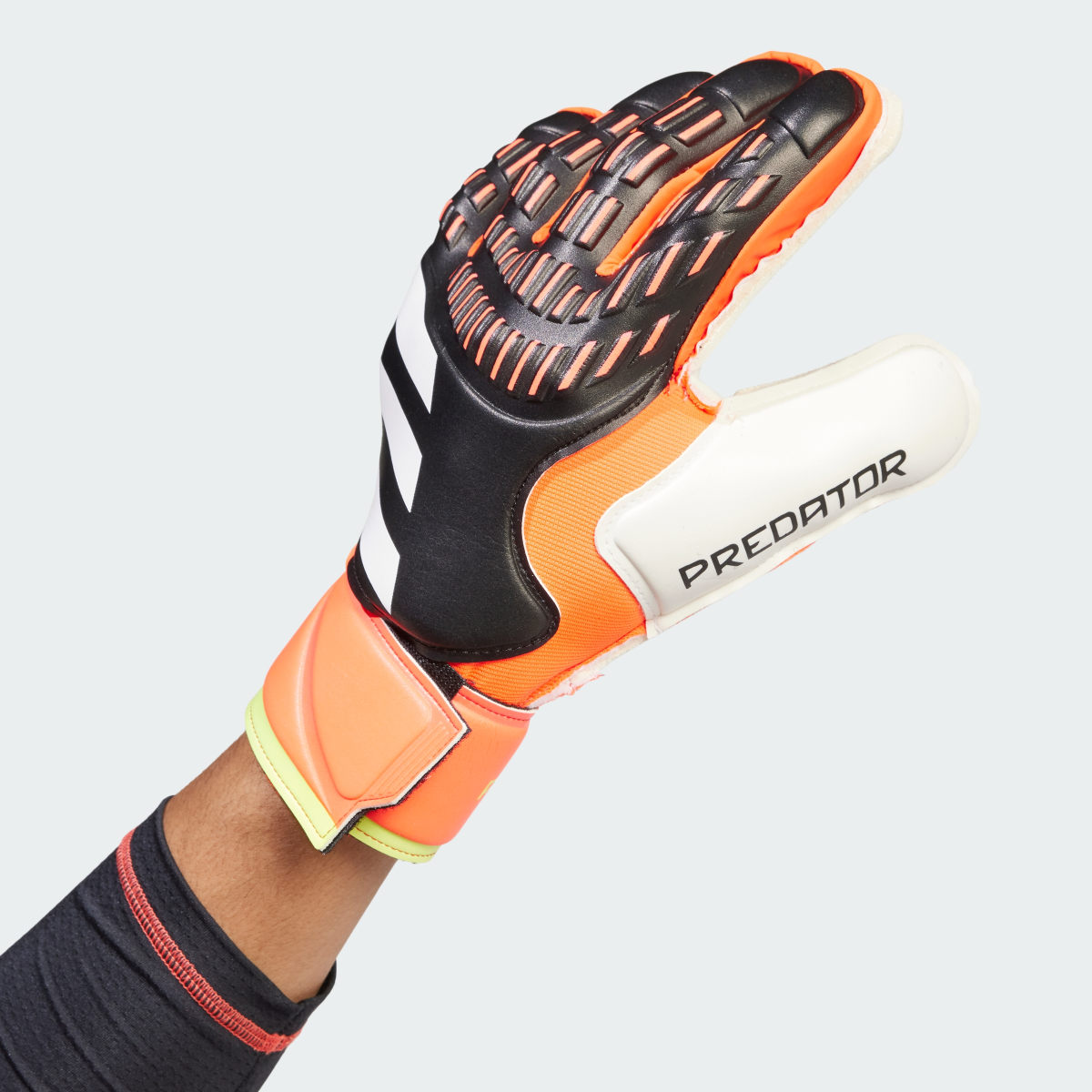 Adidas Predator Match Fingersave Goalkeeper Gloves. 7