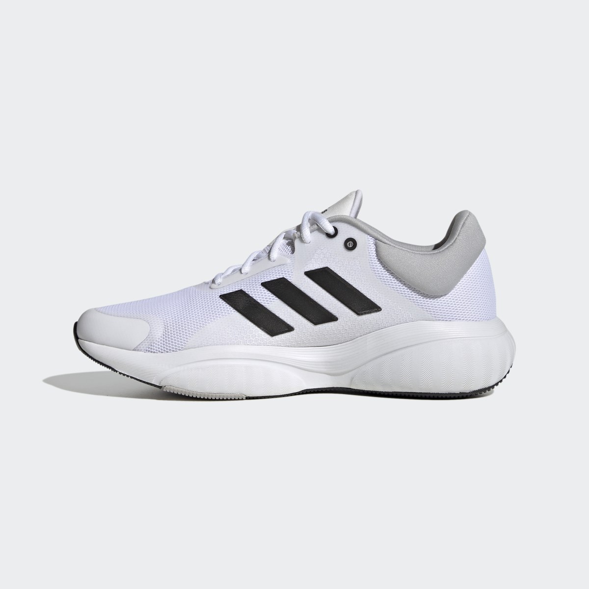 Adidas RESPONSE SHOES. 7