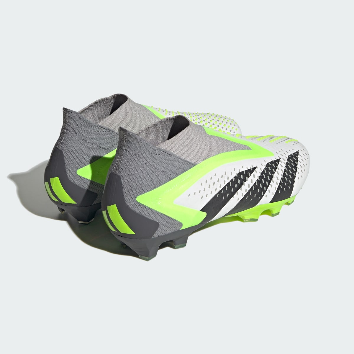 Adidas Bota de fútbol Predator Accuracy+ césped artificial. 10