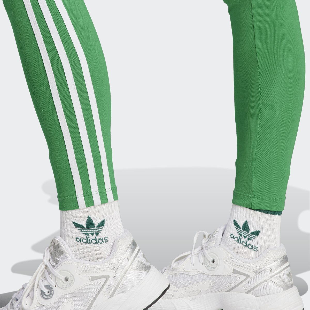 Adidas Adicolor Classics 3-Stripes Leggings. 6