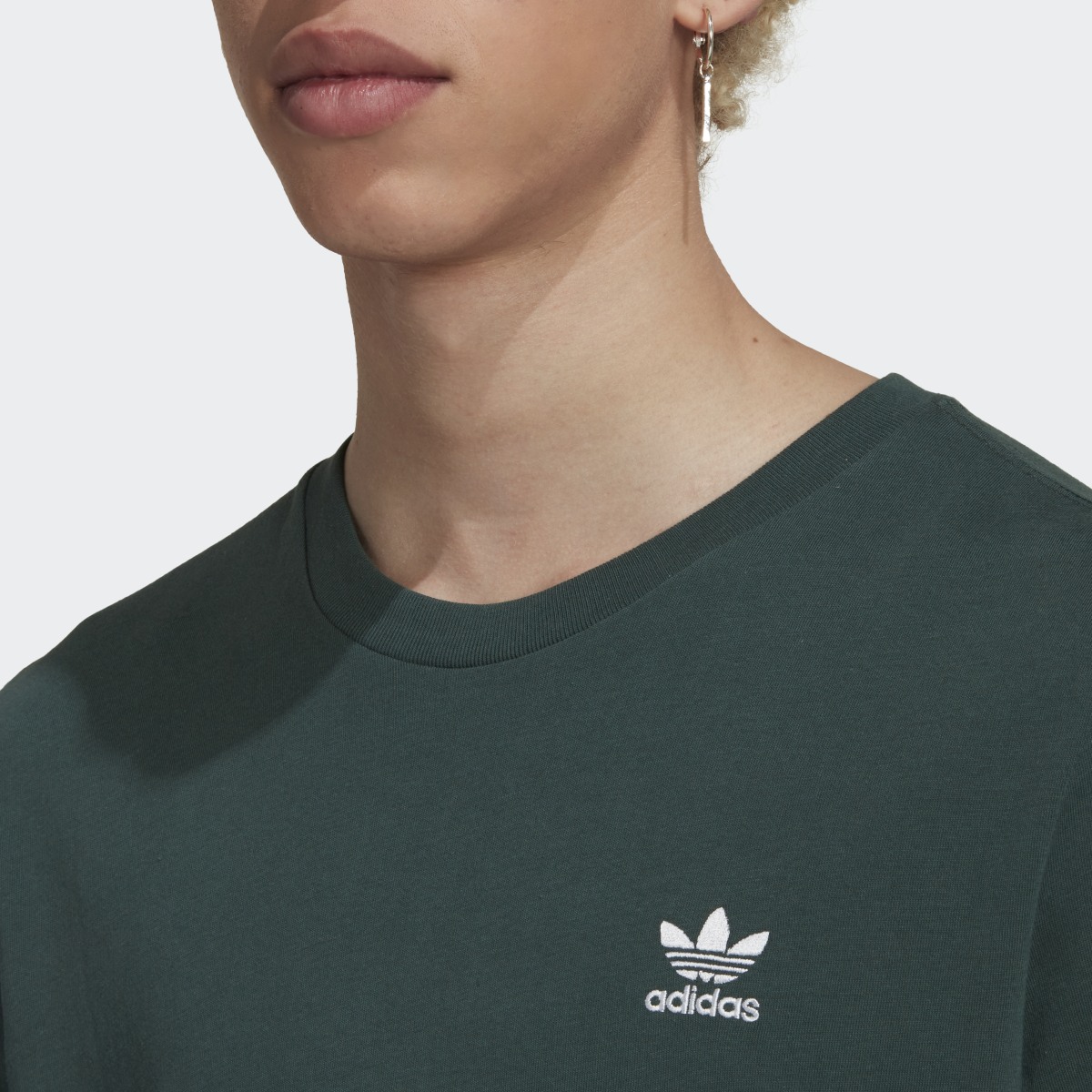 Adidas LOUNGEWEAR Adicolor Essentials Trefoil Tişört. 7