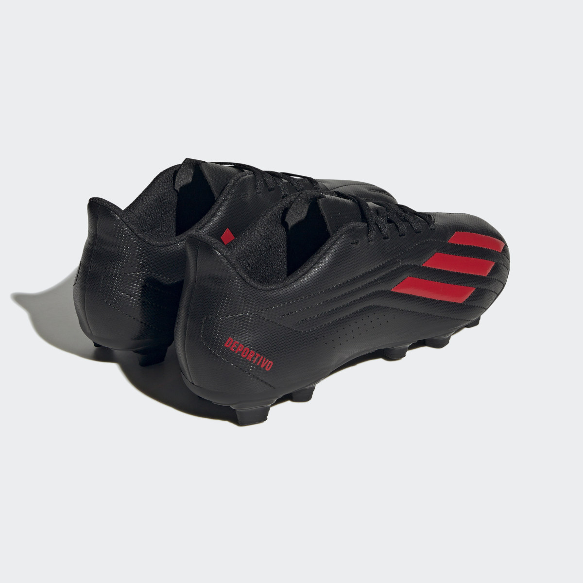 Adidas Calzado de Fútbol Deportivo II Multiterreno. 6