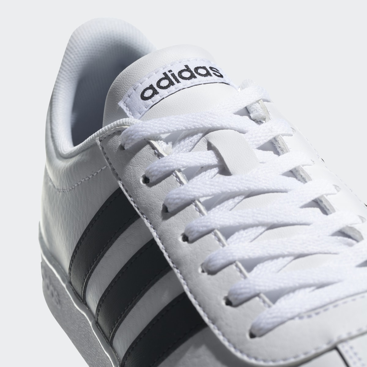 Adidas Scarpe VL Court 2.0. 10