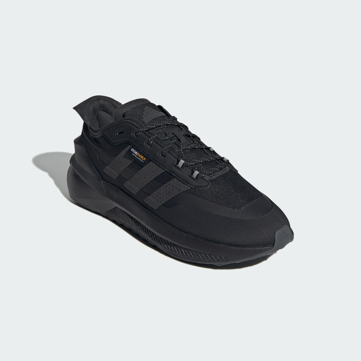 Adidas Avryn Schuh. 11