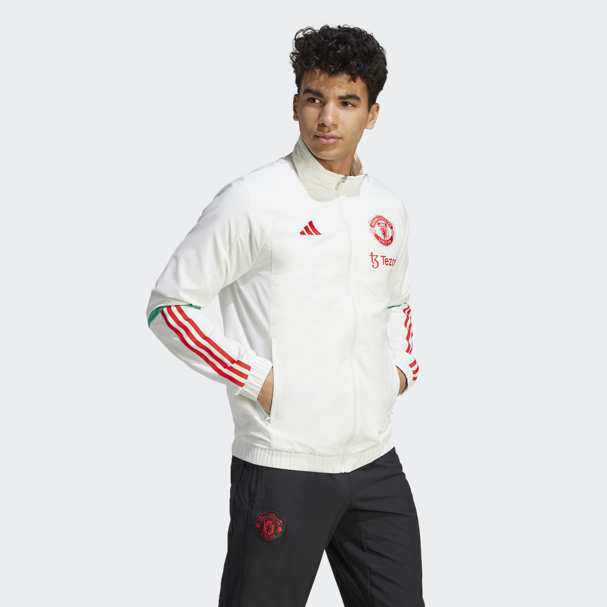 Adidas Casaco de Apresentação Tiro 23 do Manchester United. 4