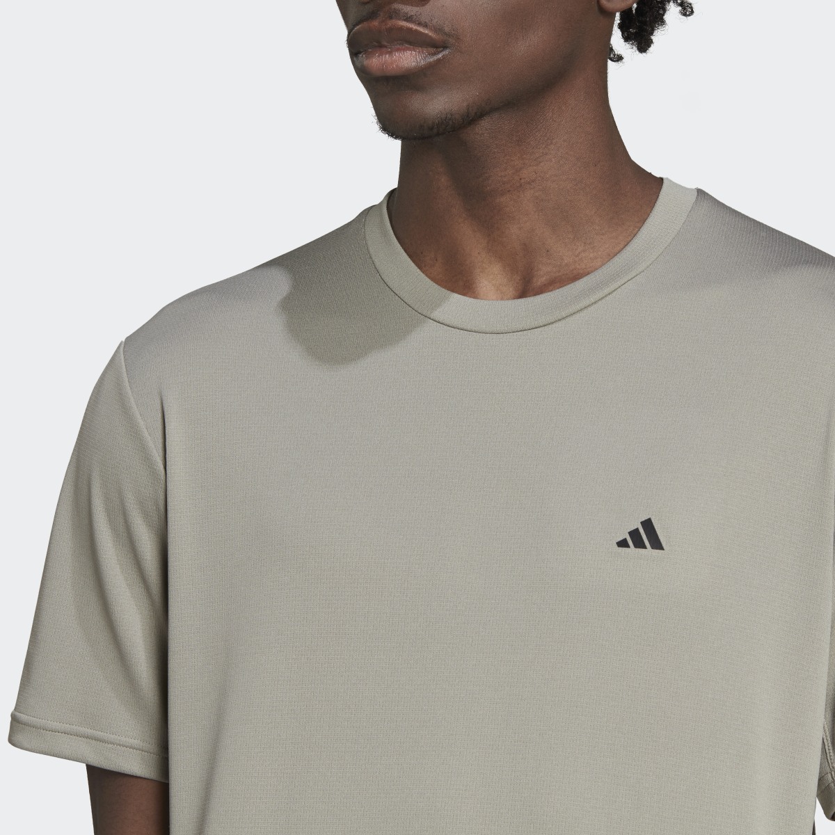 Adidas T-shirt Train Essentials Made to be Remade Training. 6