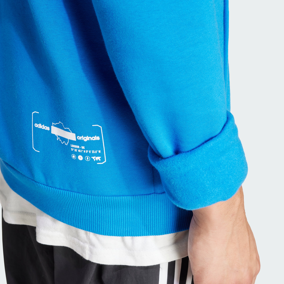 Adidas Sweat-shirt à capuche graphique London. 7