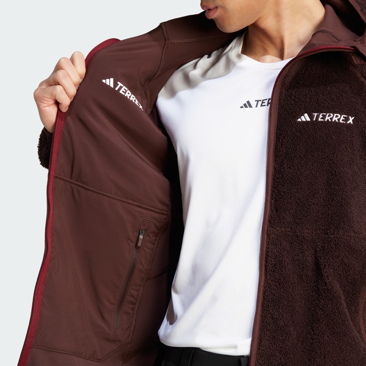 Adidas CHAQUETA CON CAPUCHA TERREX TECHROCK REVERSIBLE HIGH PILE FLEECE. 9