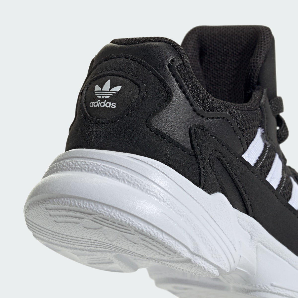 Adidas Sapatilhas Falcon – Criança. 9