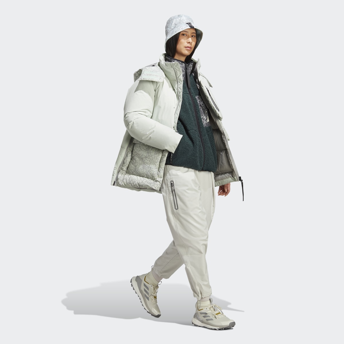 Adidas TERREX x and wander Xploric Daunenjacke. 8