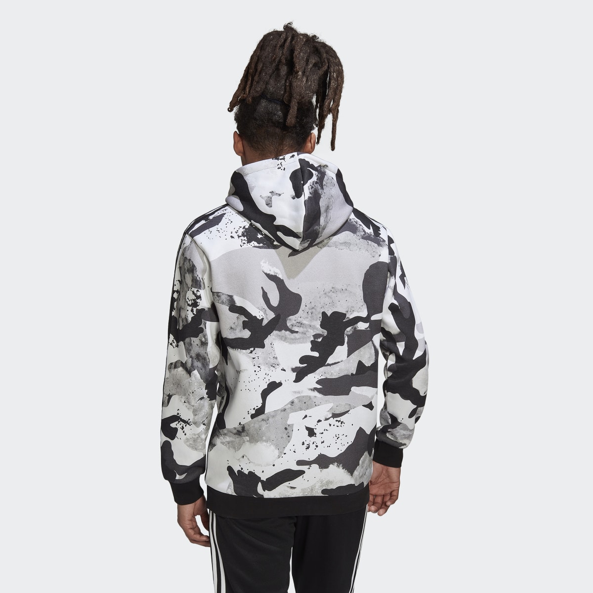 Adidas Sweat-shirt à capuche et imprimé camouflage intégral. 4