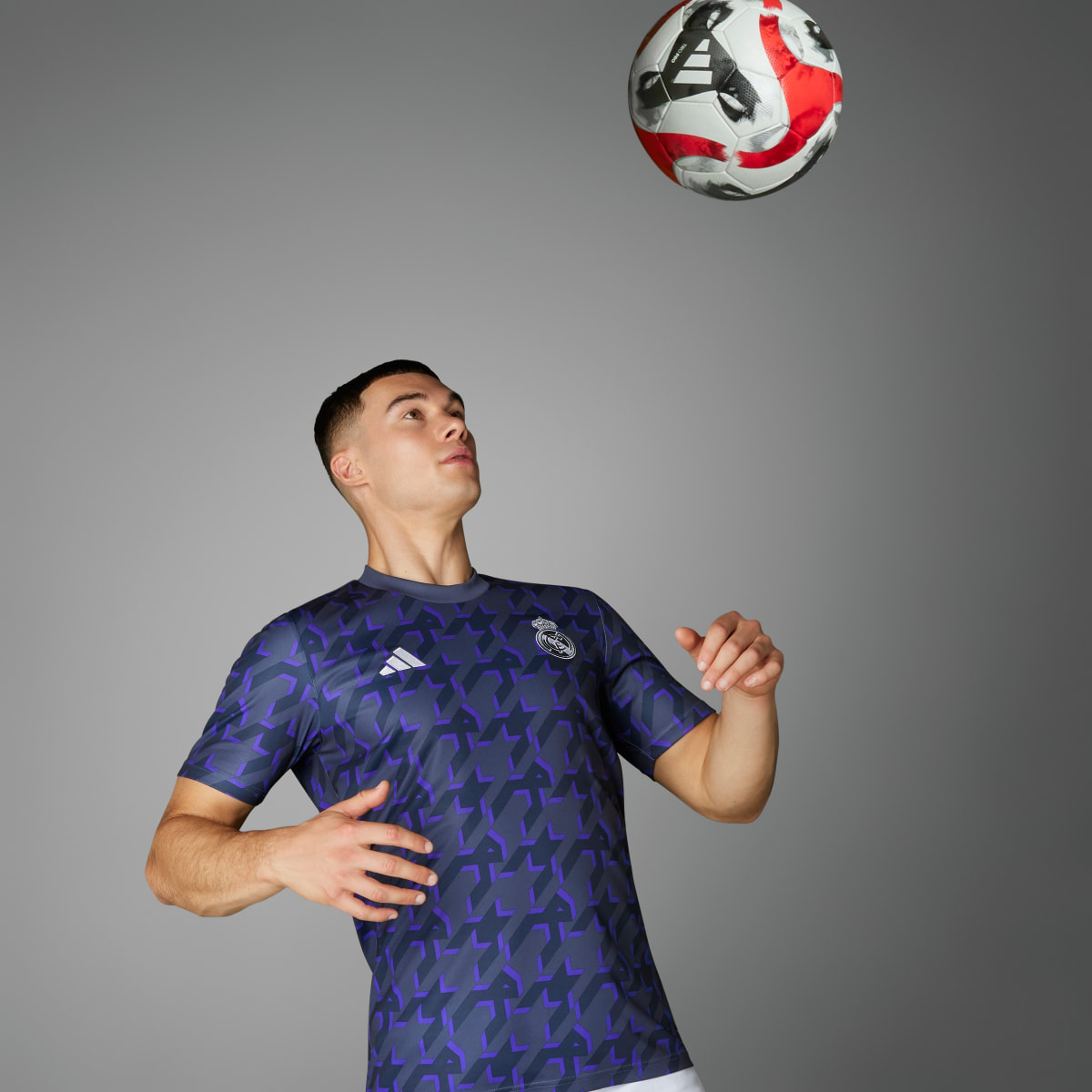 Adidas Maglia Pre-Match Real Madrid. 8