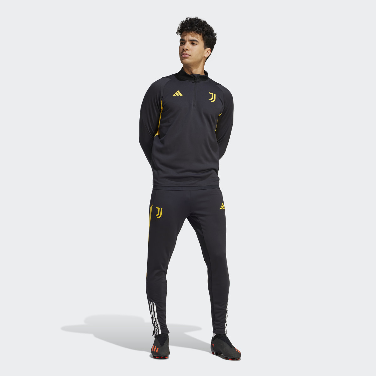 Adidas Juventus Tiro 23 Training Uzun Kollu Üst. 6