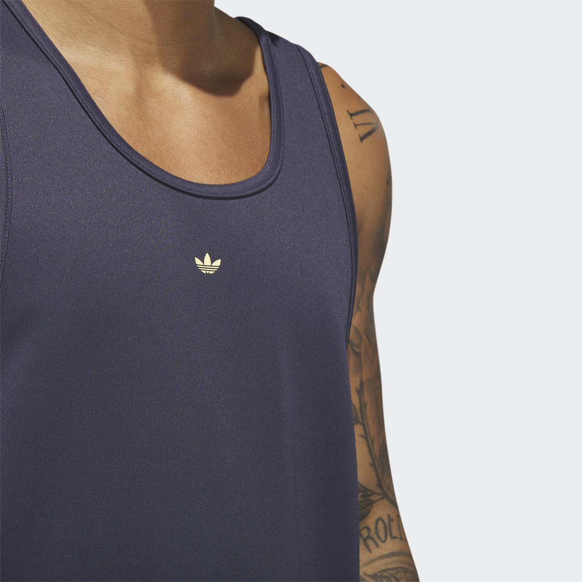 Adidas Playera sin Mangas Pinnie Basketball. 7