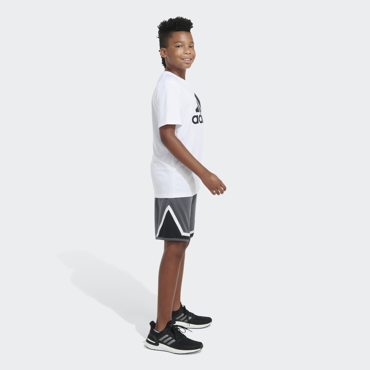 Adidas BASKETBALL SHORT 23. 6