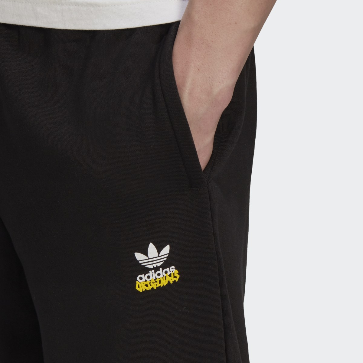 Adidas Graphics Unite Sweat Pants. 5